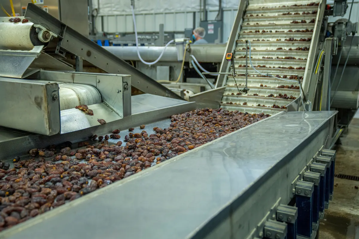 Línea de producción de una planta de alimentos