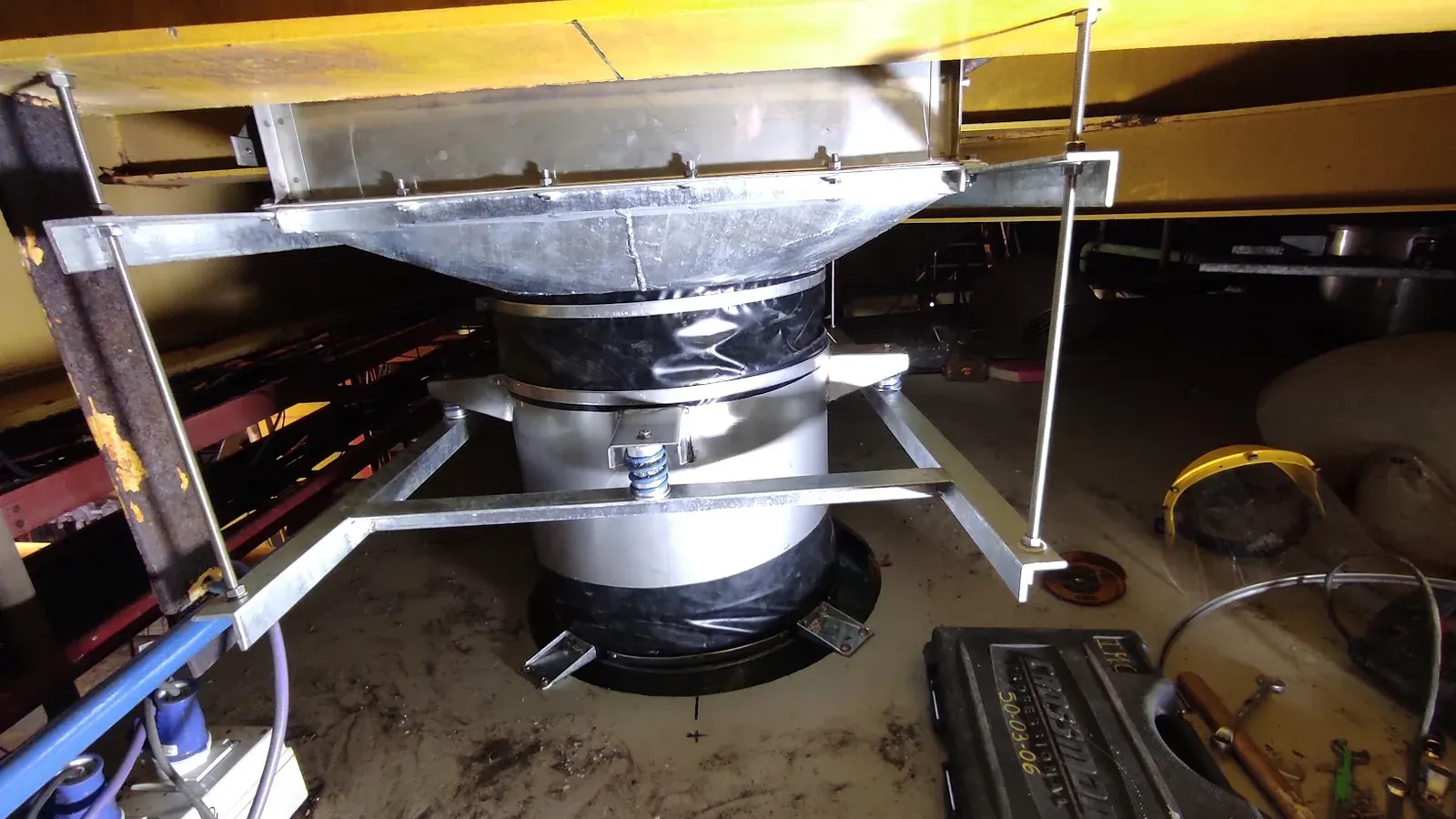 Ducto de ventilación instalado en la plataforma offshore AM-6
